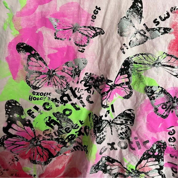 3/$40 2xl Graphic Tee Shirt short sleeve with Butterflies and Neon Colors - Picture 5 of 6